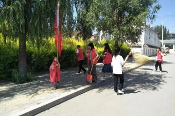 爱心献社会,真情暖人心 | im电竞手机网页版青年学子暑期“三下乡”社会实践系列活动Vol.25